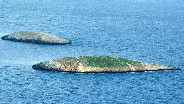 Η κρίση στα Ίμια μέσα από τα μάτια ενός Ναυάρχου που την έζησε από κοντά – Όλα τα λάθη και οι κρίσιμες παραλείψεις